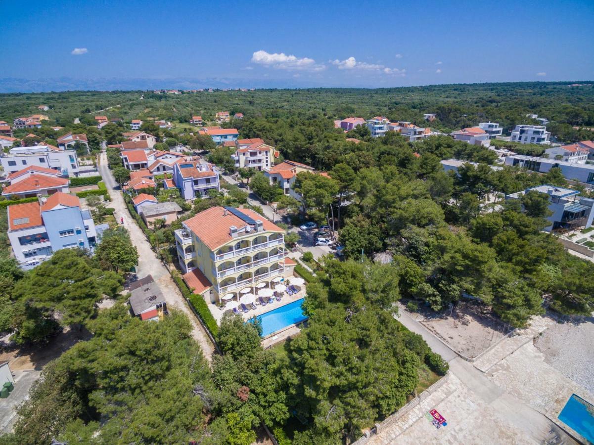 Villa Nela Petrčane Exterior foto